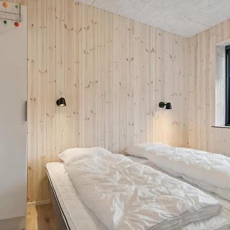 Gorgeous In Hadsund With Sauna Oster Hurup