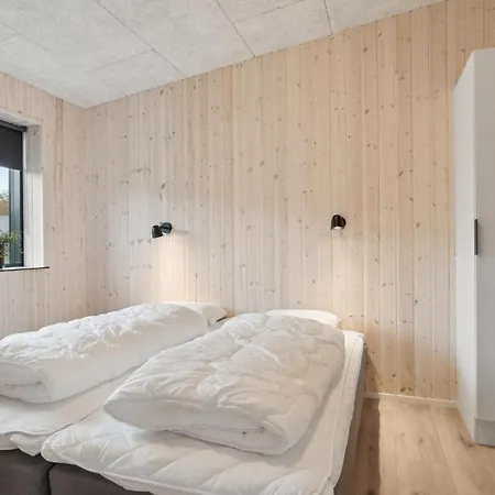 Holiday home Gorgeous In Hadsund With Sauna