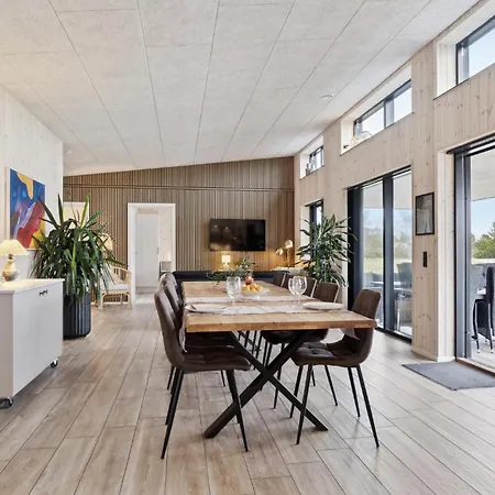Hébergement de vacances Superbe Maison à Hadsund Avec Sauna *