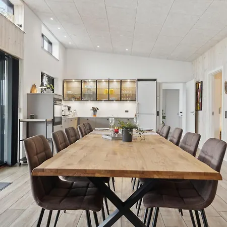 Hébergement de vacances Superbe Maison à Hadsund Avec Sauna *